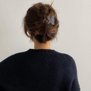 Korean Style Infinity Shape Hair Claw Clip Matte Glossy Black Tortoiseshell Resin Hair Jaw Clip Non-Slip Large Hair Clip For Women