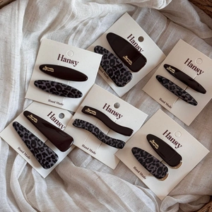 Handgefertigtes Set aus Haarspangen mit Leopardenmuster und einfarbigem Acetat