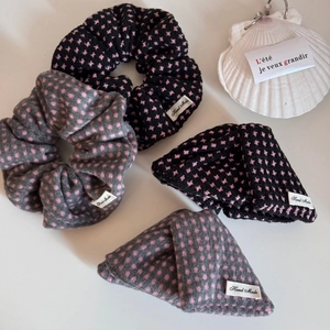 French retro polka dot knit scrunchie set with handmade labels and star pattern