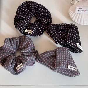 French style knitted polka dot scrunchie set including four pieces in pink and black