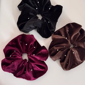 Three-piece velvet scrunchie set in black, burgundy and brown with pearl beads detail