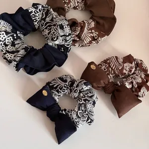 Vintage Knitted Floral Embroidery Scrunchies For Women Elegant Bow Hair Ties Fabric Hair Accessories For Daily Party