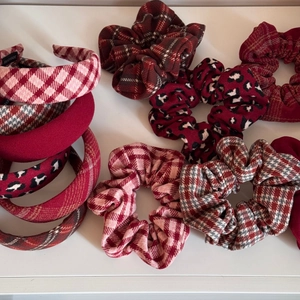 Winter red plaid headband set with plush fabric and wide padded sponge for women