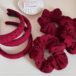 Französisches Vintage Haarschmuck-Set mit roten Polka-Dot Scrunchies und Stirnbändern