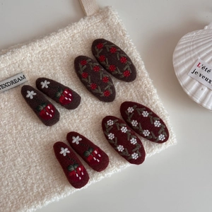 Retro handmade embroidered floral and strawberry oval hair clips set for women