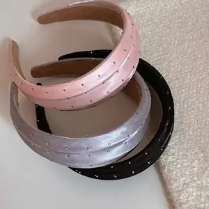 Serre-tête Large Style Coréen avec Strass Tissu Satiné Éponge Épaissie Accessoires de Cheveux de Mode pour Femmes