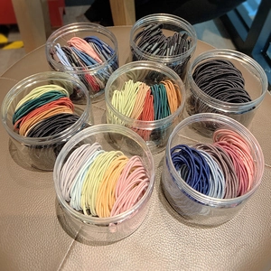 Lot de 6 élastiques à cheveux fins multicolores avec pots de rangement clairs
