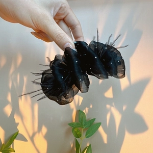 Elegant Black Mesh Feather Hair Claw Clip With Rhinestones Pleated Cloud Style Large Hairpin For Women Daily Party Decoration