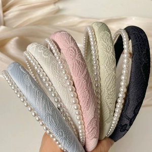 Elegant jacquard sponge headbands with pearls in multiple colors for a stylish look