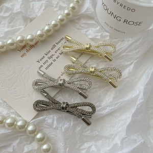 Zoete En Stoere Metalen Strik Haarclip Met Strass Imitatieparel Fonkelende Eendenbekclip Mode Haaraccessoires Voor Dames Meisjes