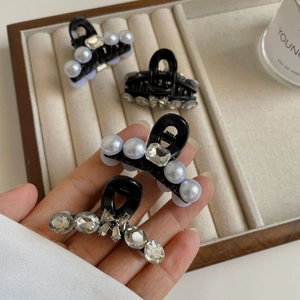 Ensemble de mini pinces à cheveux noires avec perles et strass au style français chic
