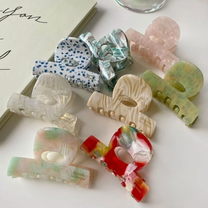 Pince à Cheveux en Acétate Marbré Style Français pour Femmes Barrette Élégante Douce Accessoires de Coiffure Quotidiens