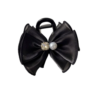 Pince à cheveux élégante avec nœud en satin noir, cristal et perle pour femmes