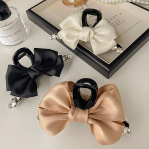 Elegant Satin Ribbon Bow Hair Claw Clip With Rhinestones Large Fabric Sweet Hair Clamp For Women Girls Daily Party Accessory