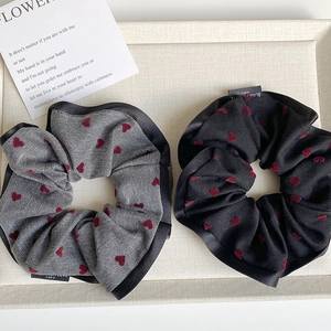 Vintage Large Fabric Scrunchies Red Heart Pattern Ponytail Holder Contrast Satin Edge Hair Ties For Women Hair Accessories