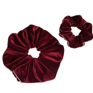Lot de deux chouchous en velours bordeaux avec liseré élégant pour coiffures vintage chic