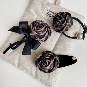 3-piece vintage leopard print rose hair accessory set with banana clip and scrunchie