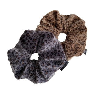 Faux fur leopard print scrunchie set with Blind for Love label in brown and grey
