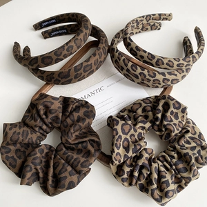 Vintage Leopard Print Fabric Hair Accessories For Women Handmade Cloth Scrunchie And Headband Set Stylish Daily Hair Ties