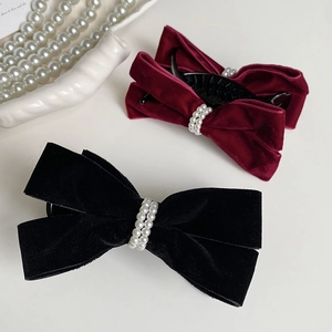 Elegant Velvet Bowknot Hair Claw Clip With Faux Artificial Pearl Vintage Hair Accessories For Women Girls Daily Party Styling