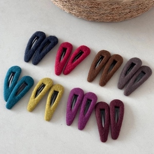 Lot de 8 barrettes gouttes en laine colorée pour femmes aux teintes variées d'hiver