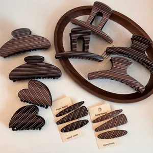 Large Matte Stripe Pattern Hair Claw Clip Acetate Plastic Minimalist Hair Accessories Shark Hair Catch For Women Hair Clip