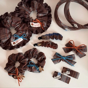 Brown plaid hair accessories set with fabric bows and cute teddy bear charms