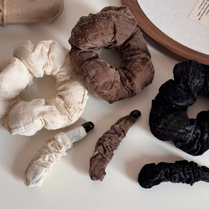 Ensemble de pinces bananes en velours rétro et chouchous surdimensionnés pour femmes