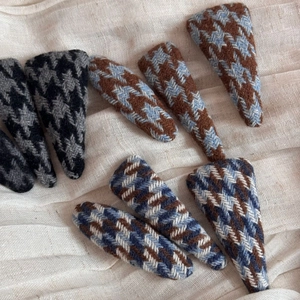 British style houndstooth hair clips in diverse colors with premium knitted fabric texture