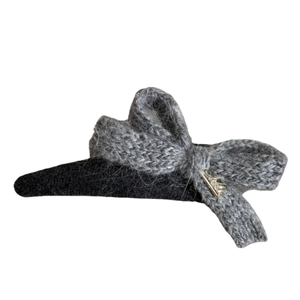 Chic autumn winter soft knitted bow hair clip with black triangular side clip base