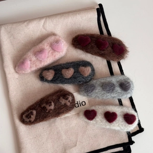Set of 6 cute heart felt hair clips for women with fuzzy texture and sweet autumn colors