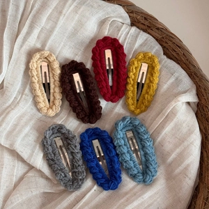 Handmade Crochet Knitted Yarn Hair Clip Oval Scalloped Wave Edge BB Clip For Women Girls Autumn Winter Hair Accessory