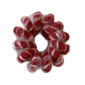 Élastique cheveux spirale bordeaux en peluche avec maille blanche pour chignon chic