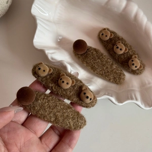 Lot de barrettes en peluche ours marron avec texture laine douce pour coiffure d'hiver