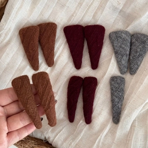 Retro knitted triangle hair clips in brown, burgundy, and grey wool for women