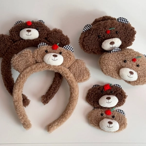 Pinces à cheveux en peluche ourson mignon avec décor cerise et oreilles à carreaux