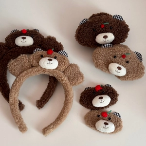 Détails des barrettes et bandeaux ours en peluche avec oreilles à carreaux et cerises