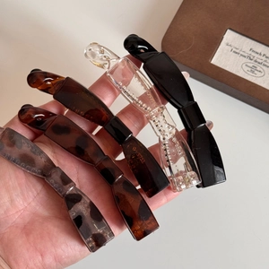 Lot de 5 pinces à cheveux banane minimalistes en résine noire, transparente et écaille de tortue