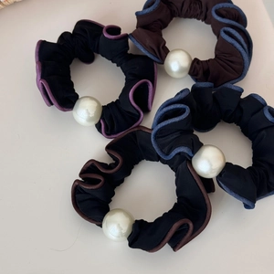 Elegant four-piece pearl scrunchie set with ruffled edges and high elasticity hair ties
