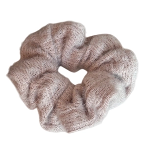 Elastico per capelli grande in maglia di lana mohair viola per acconciature invernali