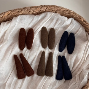Solid color felt hair clips set in brown and navy blue for women autumn accessories