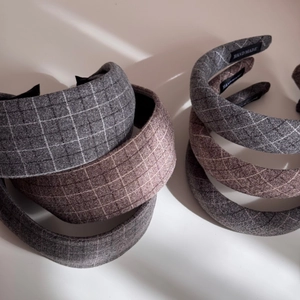 Chic wide plaid fabric headband with thick sponge for high cranial top look