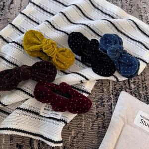 Five-piece set of elegant velvet polka dot bow hair clips in assorted autumn colors