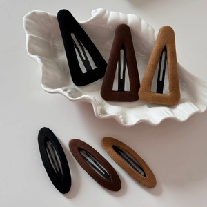 Lot de 6 barrettes à cheveux style Maillard avec texture velours noir et marron