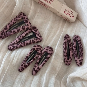 Set di sei fermagli per capelli con stampa leopardata rosa su tessuto di lino estetico