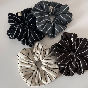 Set of 4 minimalist striped knit scrunchies in black grey beige and brown colors