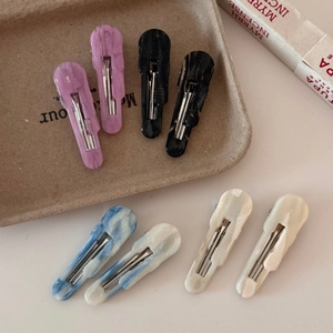 Set of minimalist acetate duckbill hair clips with elegant marble pattern for women