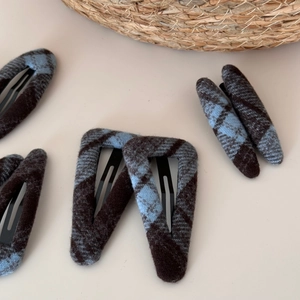 Blue-gray plaid fabric hair clips set featuring geometric triangle and oval shapes for women