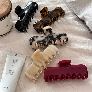 French Acetate Hair Claw Clip For Women Tortoiseshell Pattern Rectangular Large Shark Clip Elegant Hair Accessory For Thick Hair