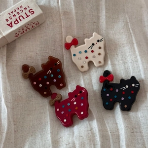 Détails de barrettes chat en acétate en quatre couleurs avec strass brillants